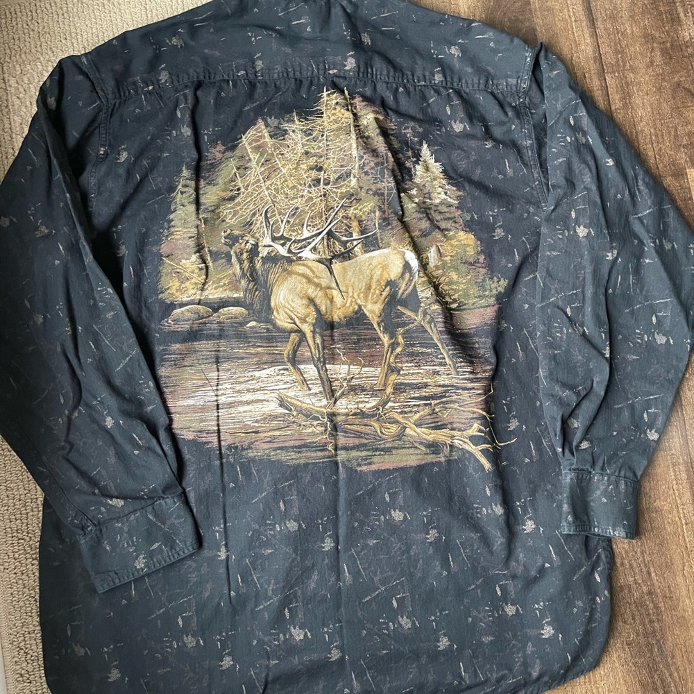*Men’s Wildlife Elk button up